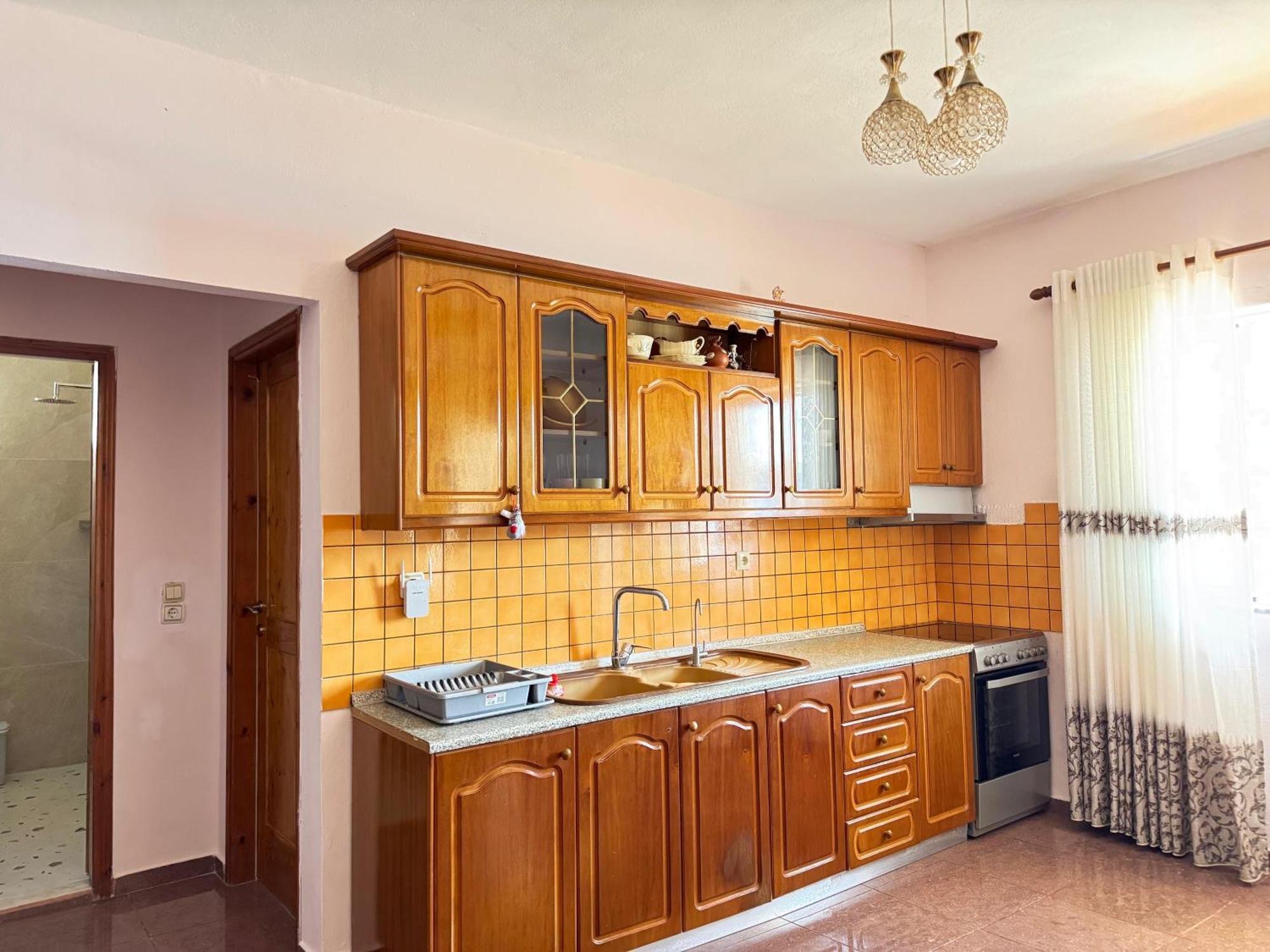 Beachfront Apartment Himare Bagian luar foto